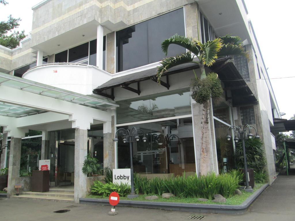 Grand Hotel Lembang Exterior foto